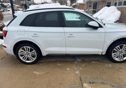 2019 Audi Q5 2.0T Premium Plus