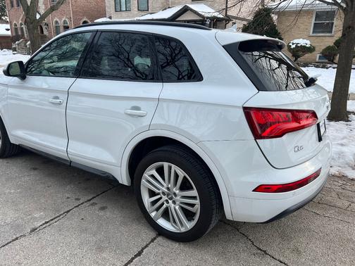 2019 Audi Q5 2.0T Premium Plus
