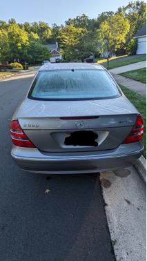 Photo 3 of 4 of 2003 Mercedes-Benz E-Class E320