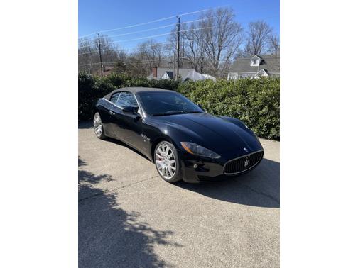 2010 Maserati GranTurismo Base