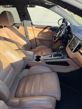 2018 Porsche Macan Macan S