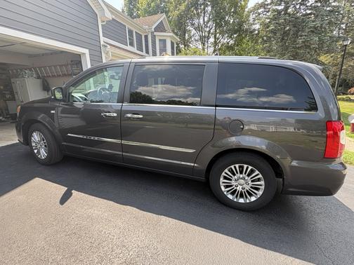 Gray 2014 Chrysler Town & Country Touring-L