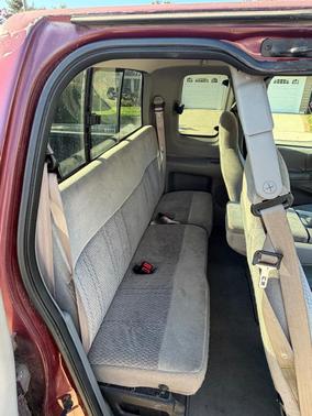Red 1998 Ford F-150 XL SuperCab