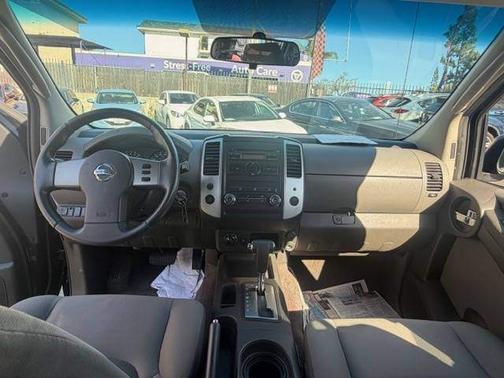 Black 2011 Nissan Xterra Pro-4X