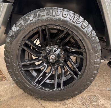 2006 Hummer H2 Base