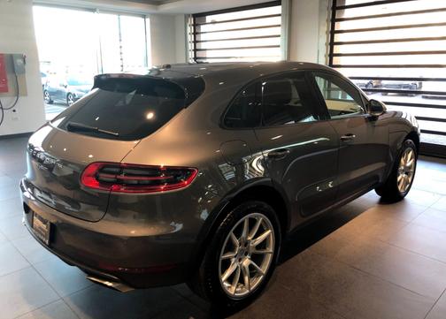 2018 Porsche Macan Base