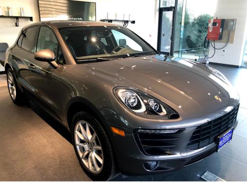 2018 Porsche Macan Base
