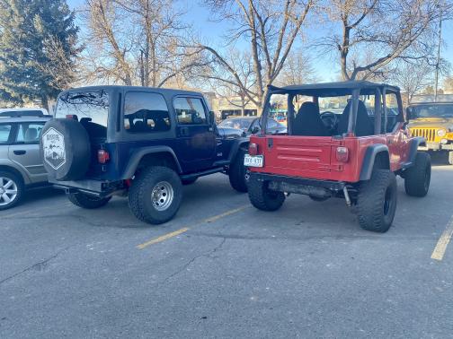 Photo 5 of 16 of 2000 Jeep Wrangler Sport