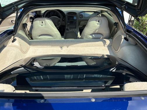 Blue 2004 Chevrolet Corvette Base
