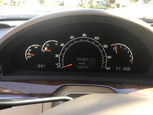 Photo 3 of 11 of 2004 Mercedes-Benz S-Class S500 4MATIC