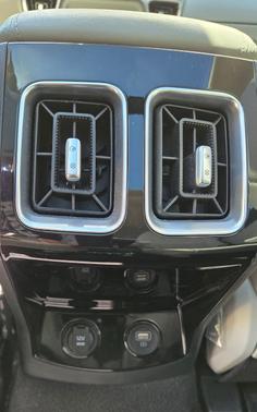 Silver 2022 Kia Sorento Plug-In Hybrid SX