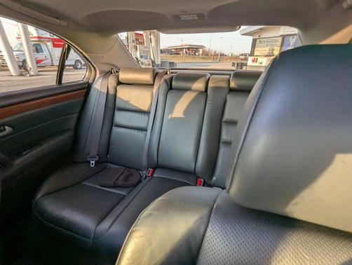 Black 2008 Acura RL CMBS