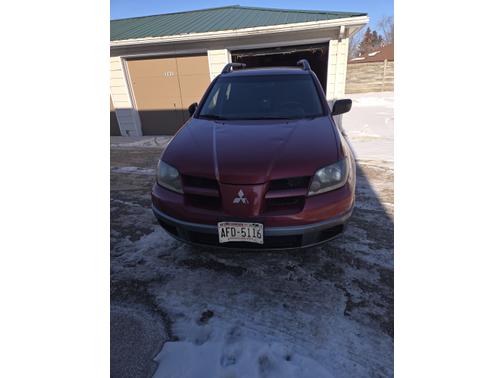 2004 Mitsubishi Outlander LS