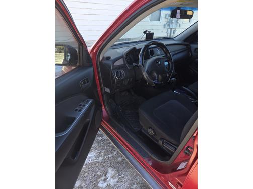 2004 Mitsubishi Outlander LS