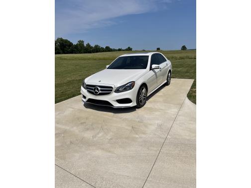 Photo 1 of 16 of 2014 Mercedes-Benz E-Class E 550 4MATIC