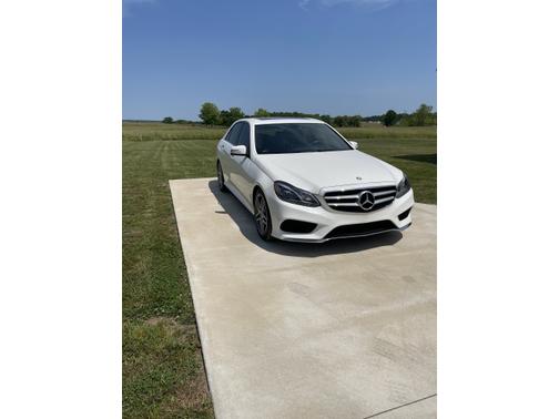 Photo 2 of 16 of 2014 Mercedes-Benz E-Class E 550 4MATIC