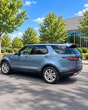Blue 2019 Land Rover Discovery HSE
