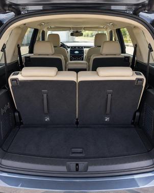Blue 2019 Land Rover Discovery HSE