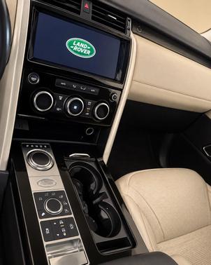 Blue 2019 Land Rover Discovery HSE