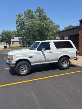 1995 Ford Bronco XLT