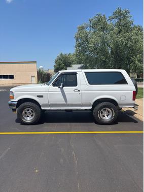 1995 Ford Bronco XLT