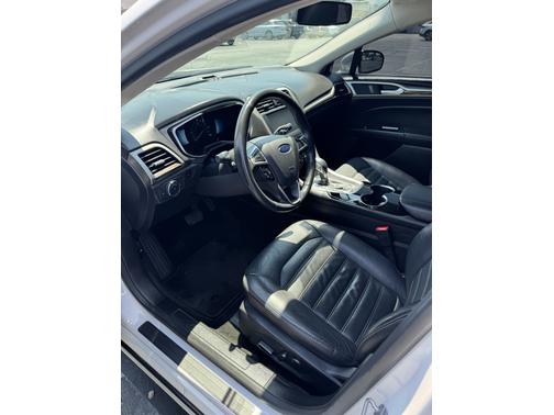 2014 Ford Fusion Hybrid SE