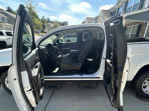 2020 Chevrolet Colorado LT