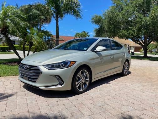 2017 Hyundai ELANTRA Limited