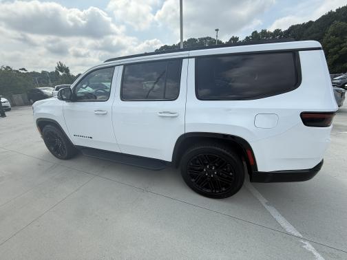 2023 Jeep Wagoneer Series II Carbide