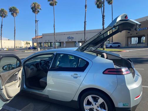 2013 Chevrolet Volt Base