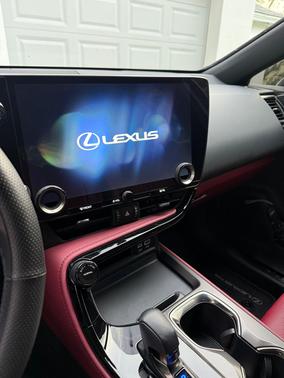 2024 Lexus NX 250 Premium