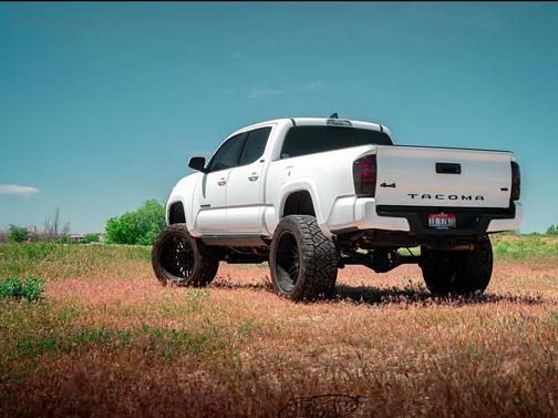 2022 Toyota Tacoma SR5