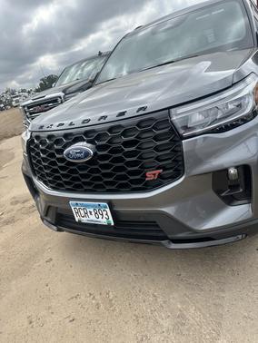 2025 Ford Explorer ST 4WD