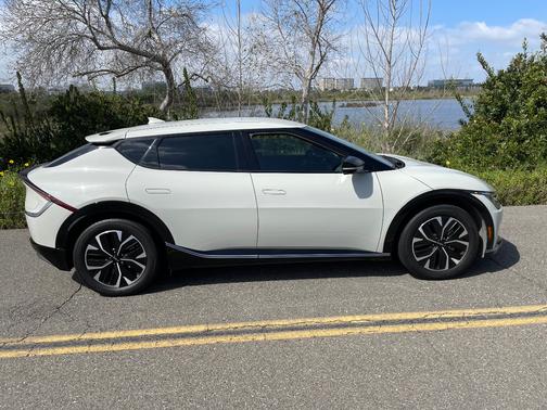 2022 Kia EV6 Wind