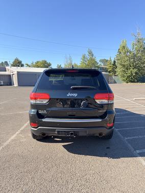 Green 2014 Jeep Grand Cherokee Limited