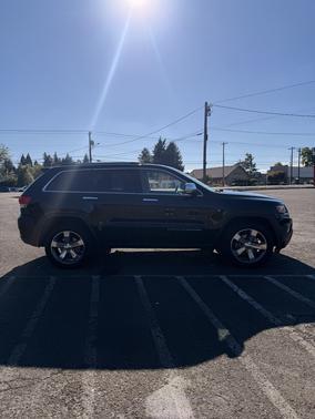 Green 2014 Jeep Grand Cherokee Limited