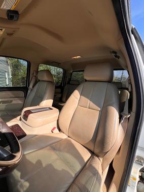 White 2011 GMC Sierra 3500 Denali