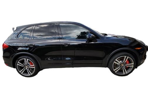 2011 Porsche Cayenne Cayenne Turbo
