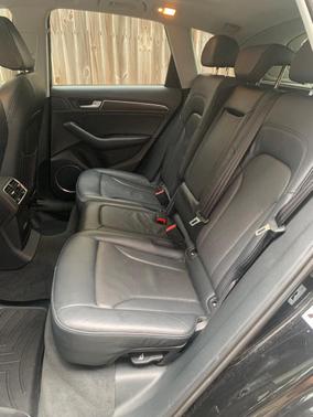 Black 2017 Audi Q5 3.0T Premium Plus