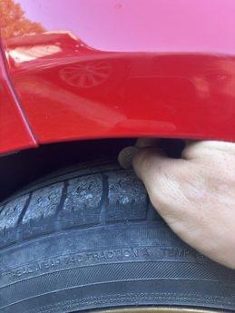 Red 2015 Ford Focus SE