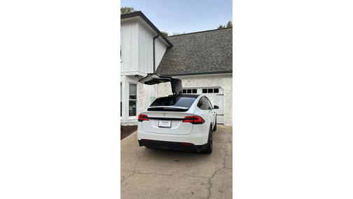2023 Tesla Model X Base