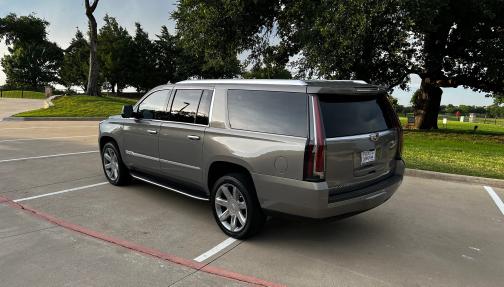 2019 Cadillac Escalade ESV Luxury