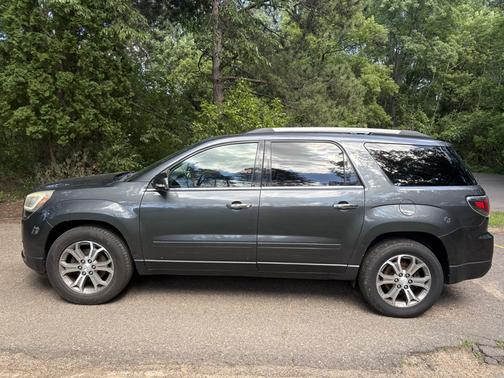 Gray 2014 GMC Acadia SLT-1