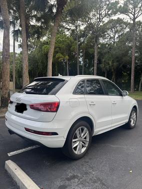 White 2017 Audi Q3 2.0T Premium