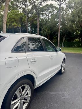 White 2017 Audi Q3 2.0T Premium