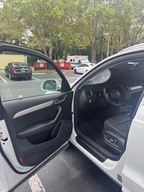 White 2017 Audi Q3 2.0T Premium