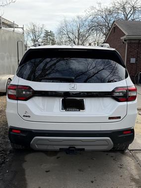 2023 Honda Pilot TrailSport