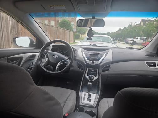 Black 2012 Hyundai ELANTRA GLS