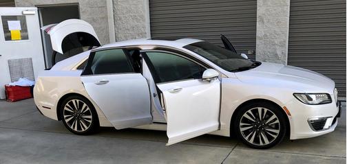 White 2017 Lincoln MKZ Reserve