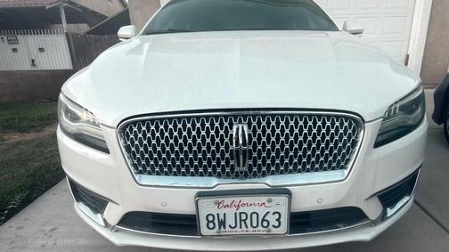 White 2017 Lincoln MKZ Reserve